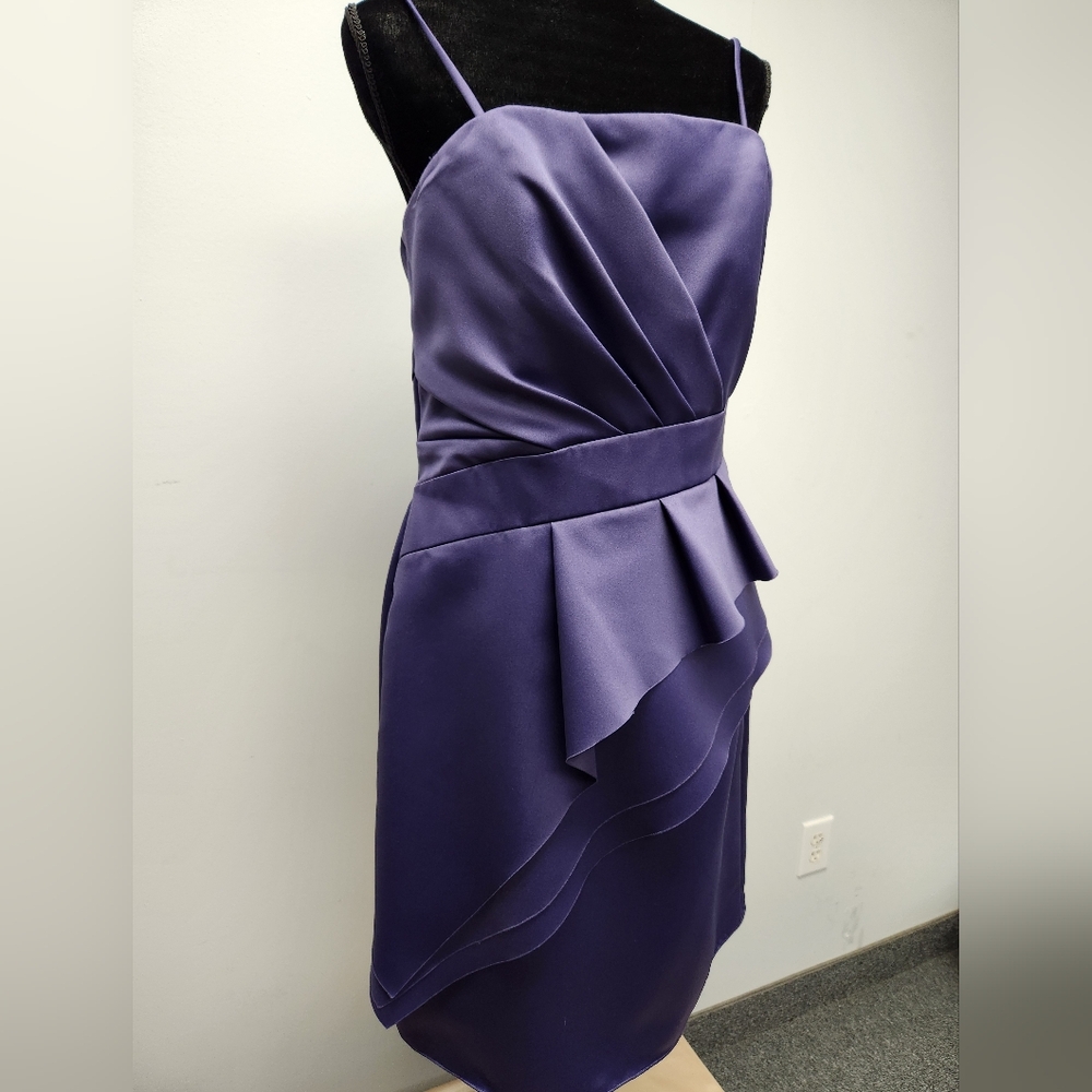 Beautiful Watters and Watters dress - Picture 2 of 10